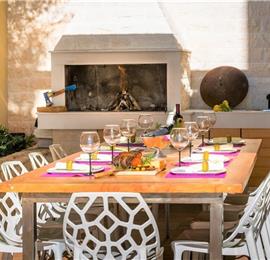Luxury 5 Bedroom Villa with Heated Pool, Jacuzzi, Steam Room and Sea Views in Lozica near Dubrovnik, Sleeps 10